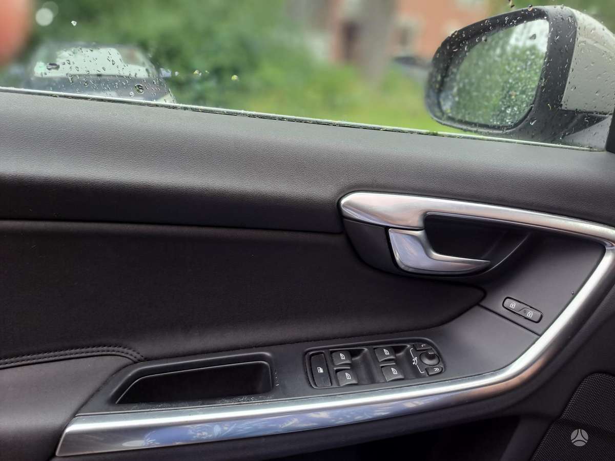 Volvo S60, 1.6 l., Седан
