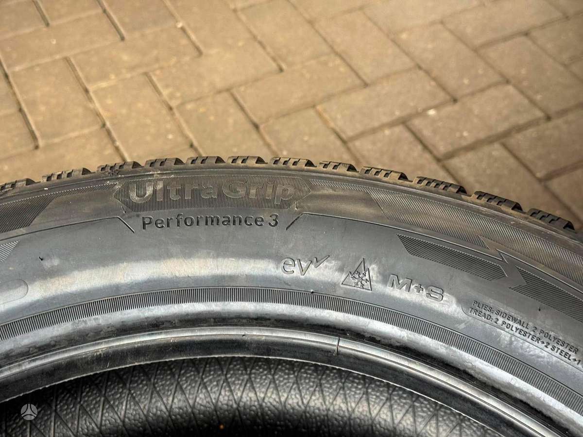 Goodyear ULTRAGRIP PERF. 3 | 2026, winter 255/50 R19