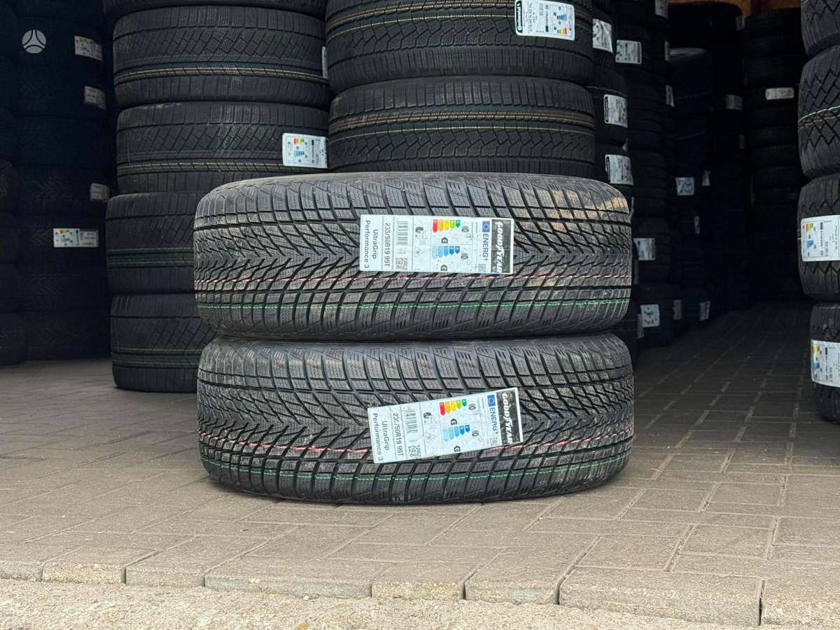 Goodyear ULTRAGRIP PERF. 3 | 2026, winter 235/50 R19