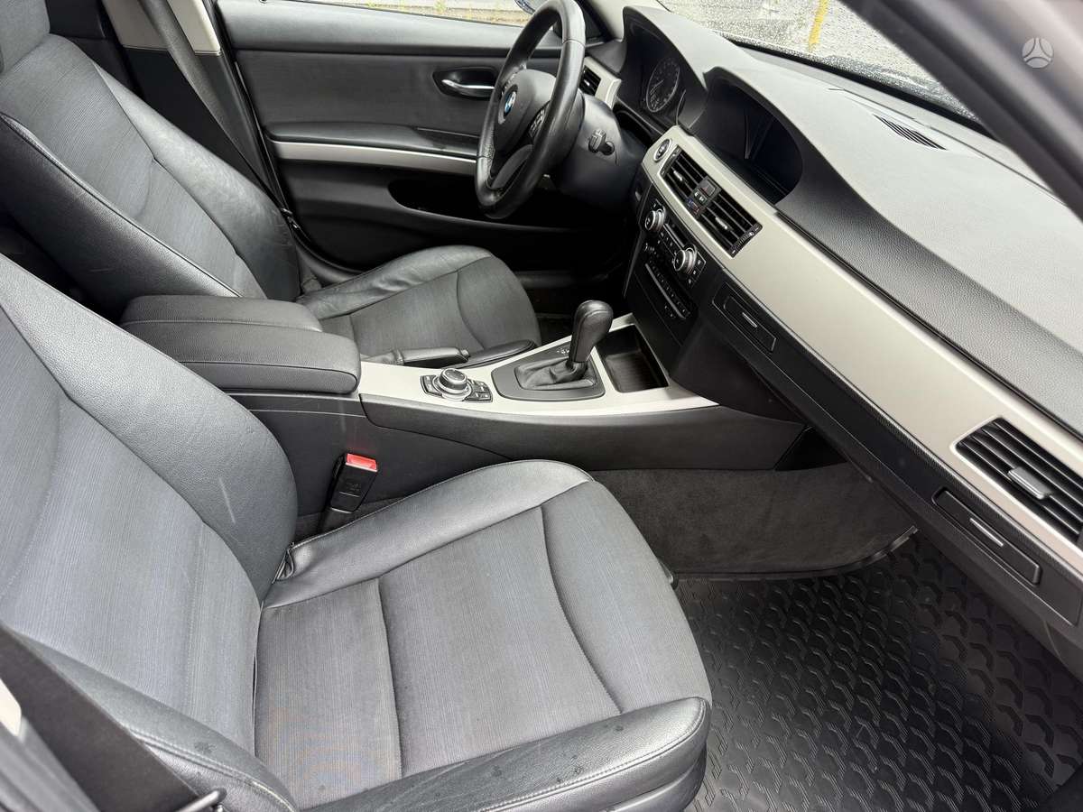 BMW 320, 2.0 l., universalas