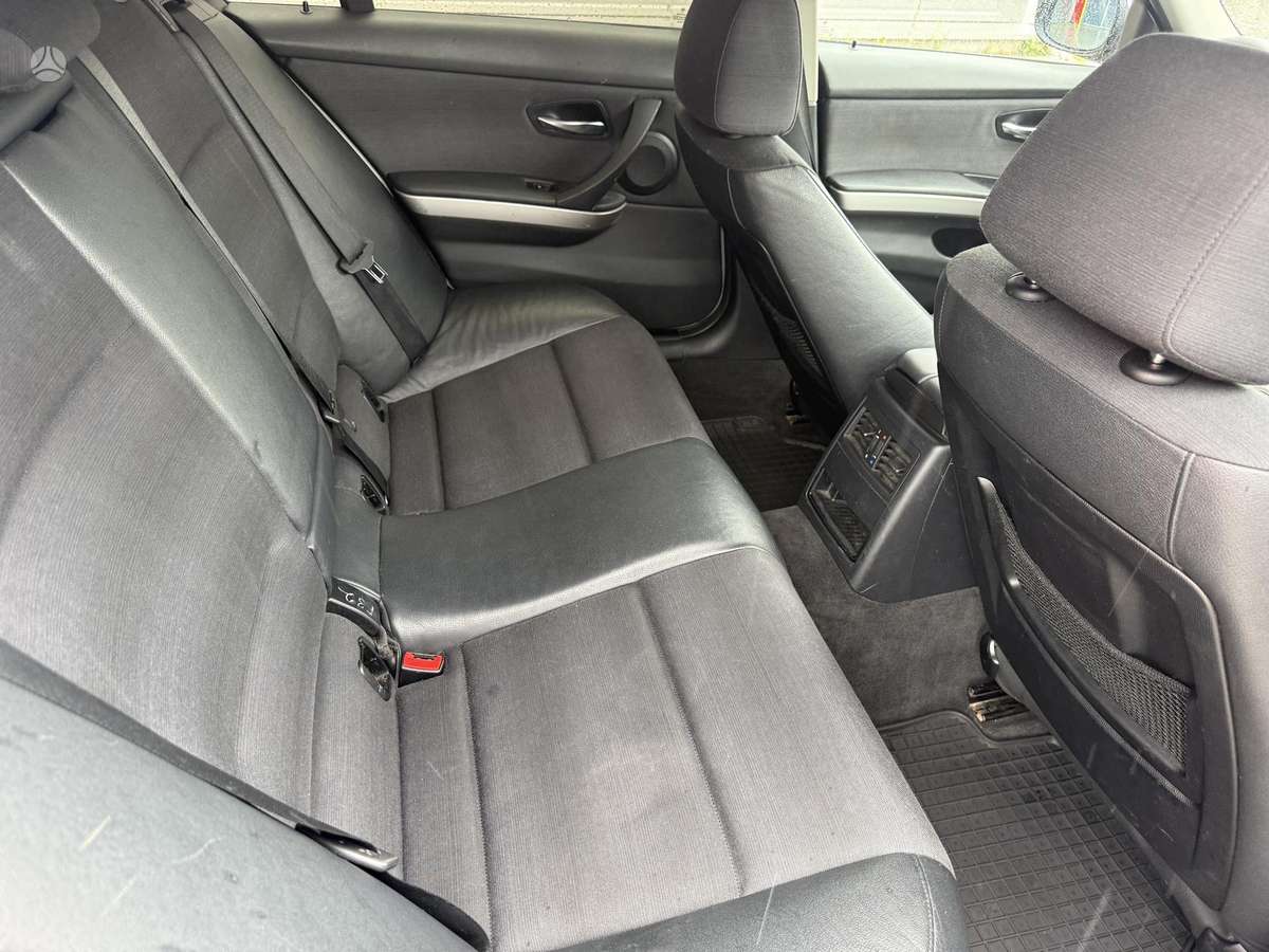 BMW 320, 2.0 l., wagon
