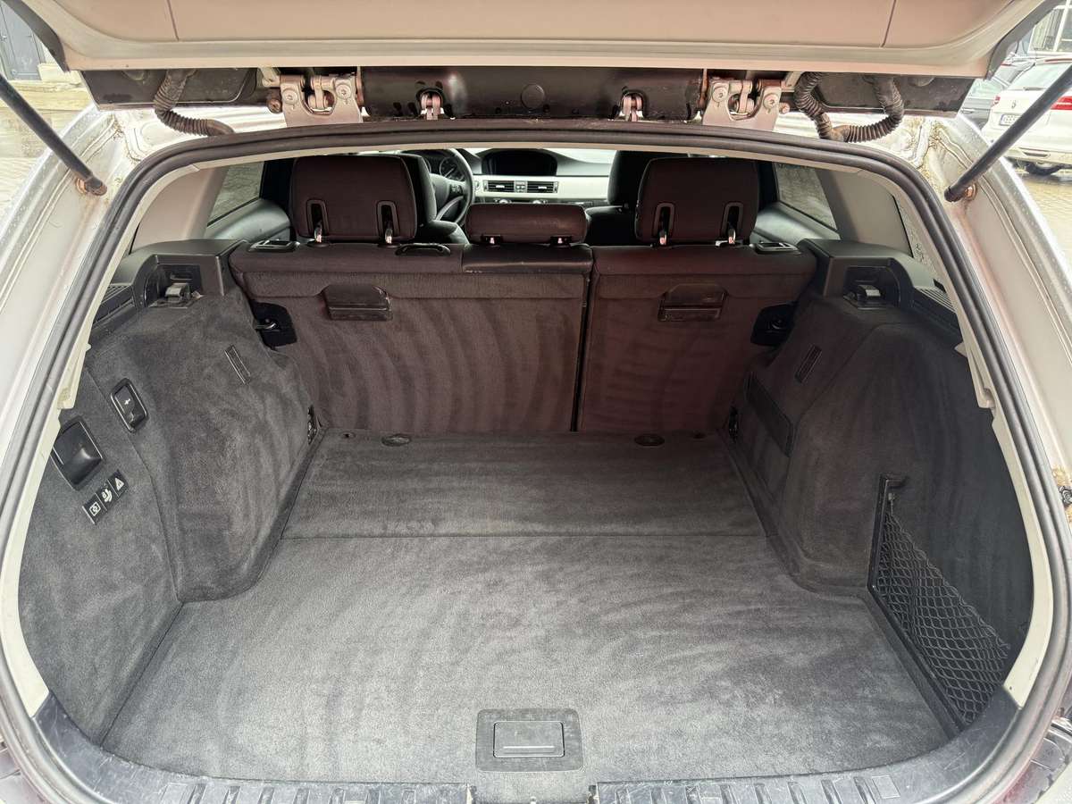BMW 320, 2.0 l., wagon