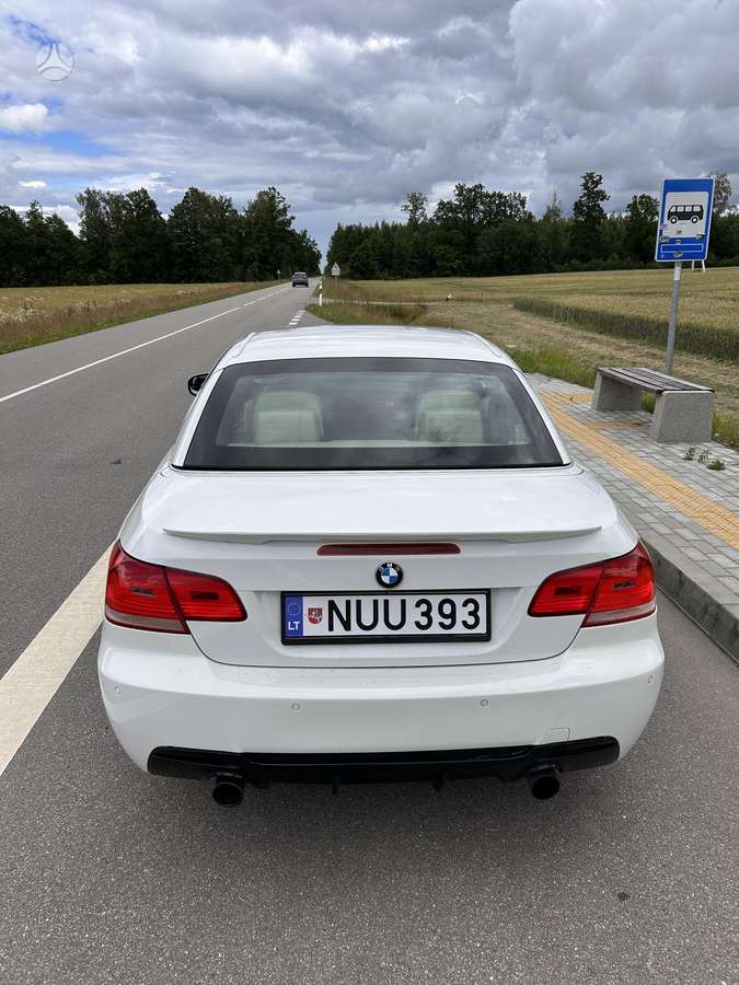 BMW 335, 3.0 l., convertible