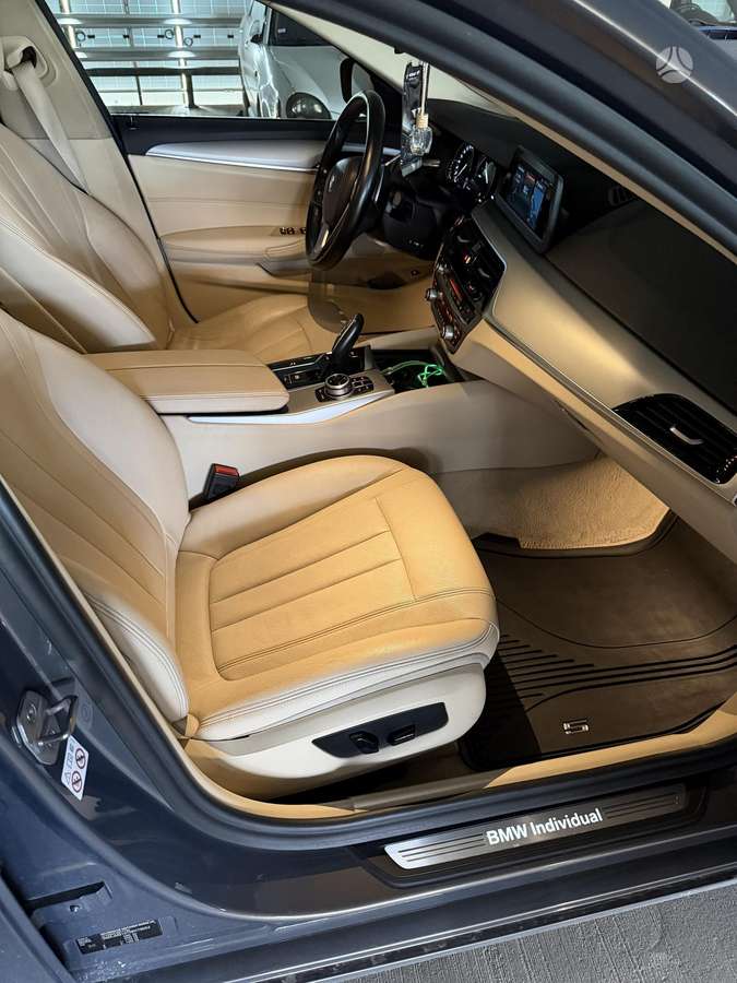 BMW 520, 2.0 l., wagon