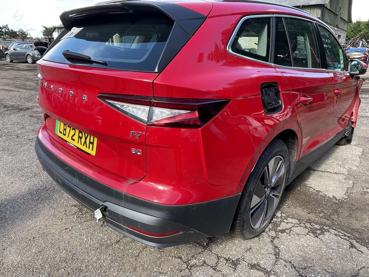 Skoda Enyaq dalimis