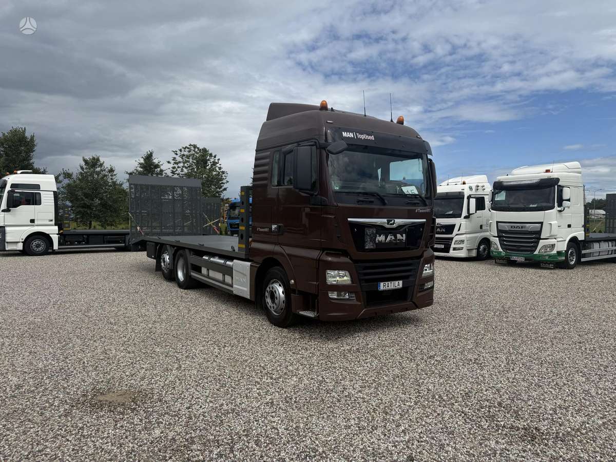 MAN TGX 26.500, auto transporters