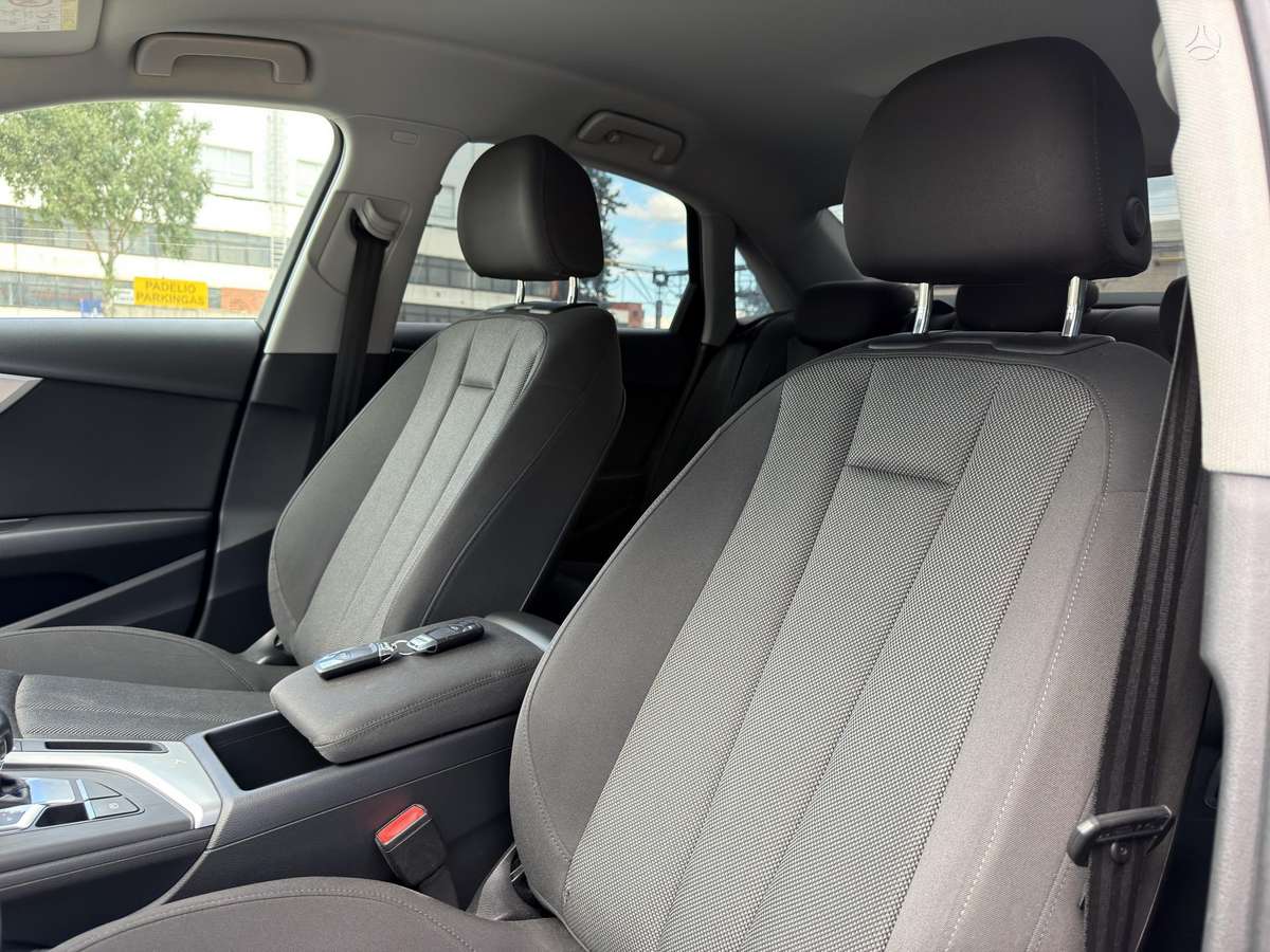 Audi A4, 2.0 l., sedanas