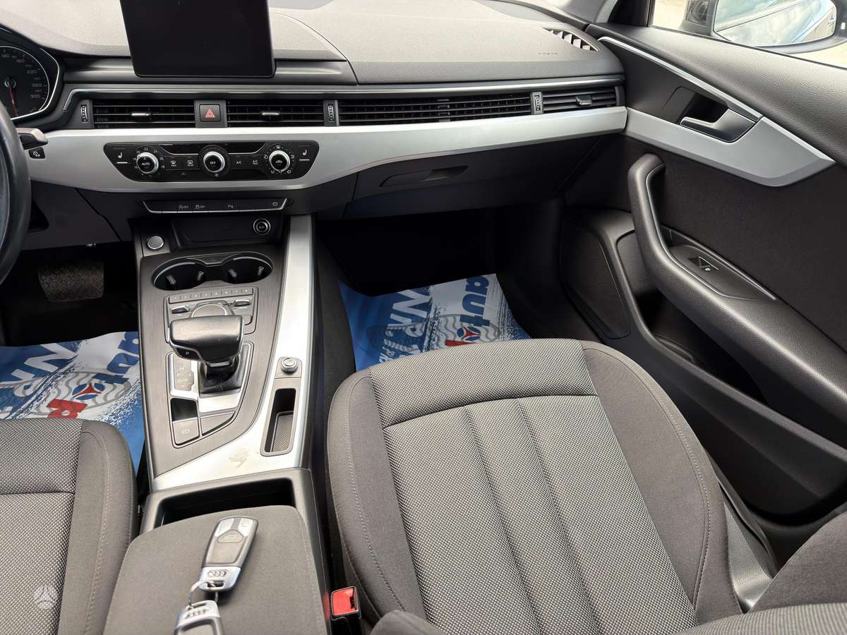 Audi A4, 2.0 l., sedanas