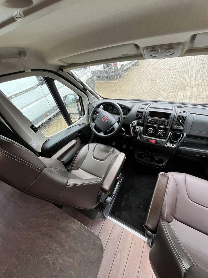 Weinsberg Carabus 600, campers