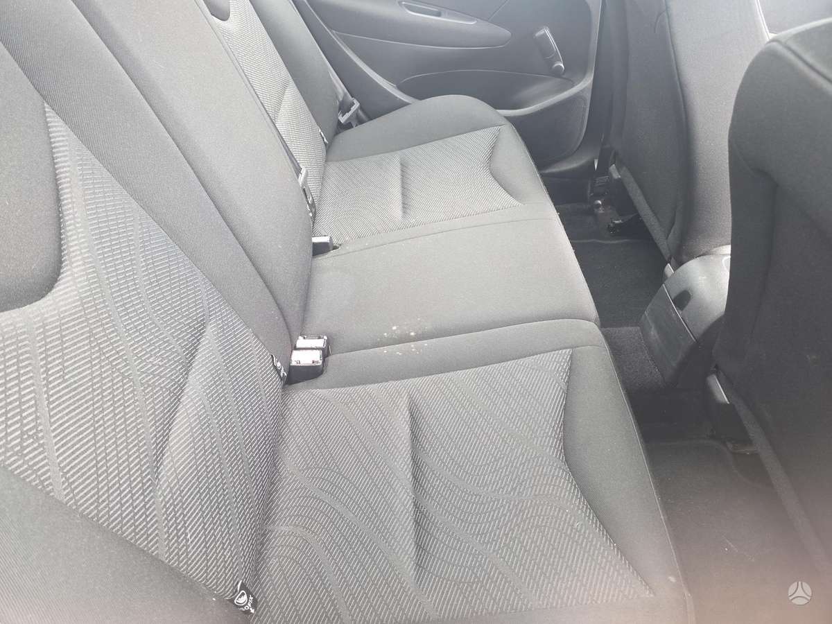 Peugeot 308, 1.6 l., hatchback