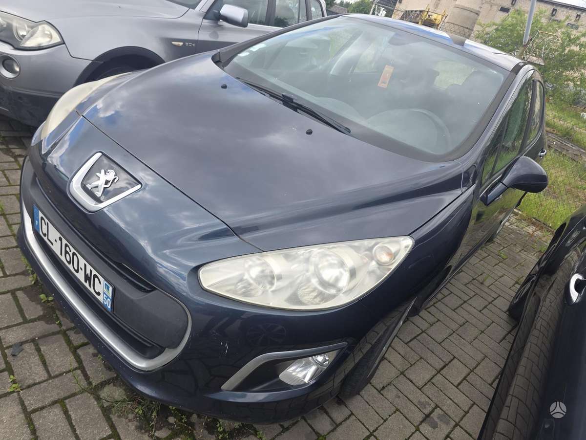 Peugeot 308, 1.6 l., hatchback