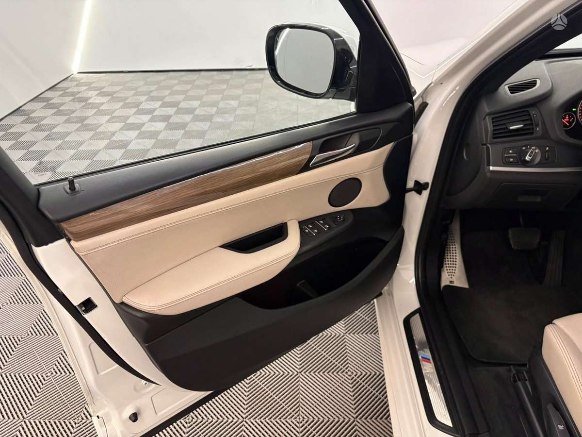BMW X3, 2.0 l., Внедорожник / Кроссовер
