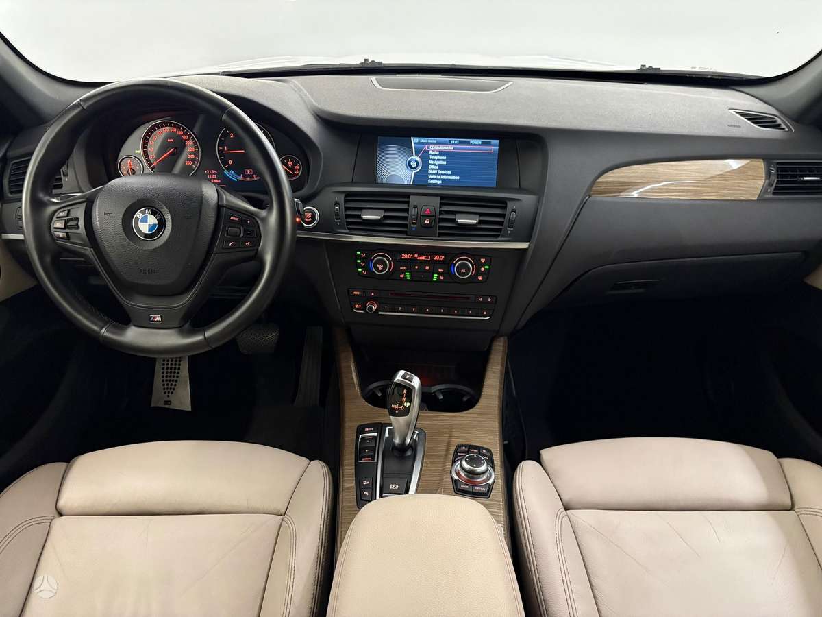 BMW X3, 2.0 l., off-road / crossover