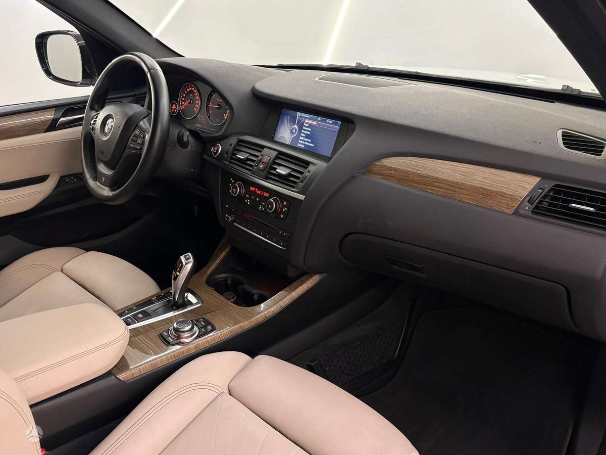 BMW X3, 2.0 l., Внедорожник / Кроссовер