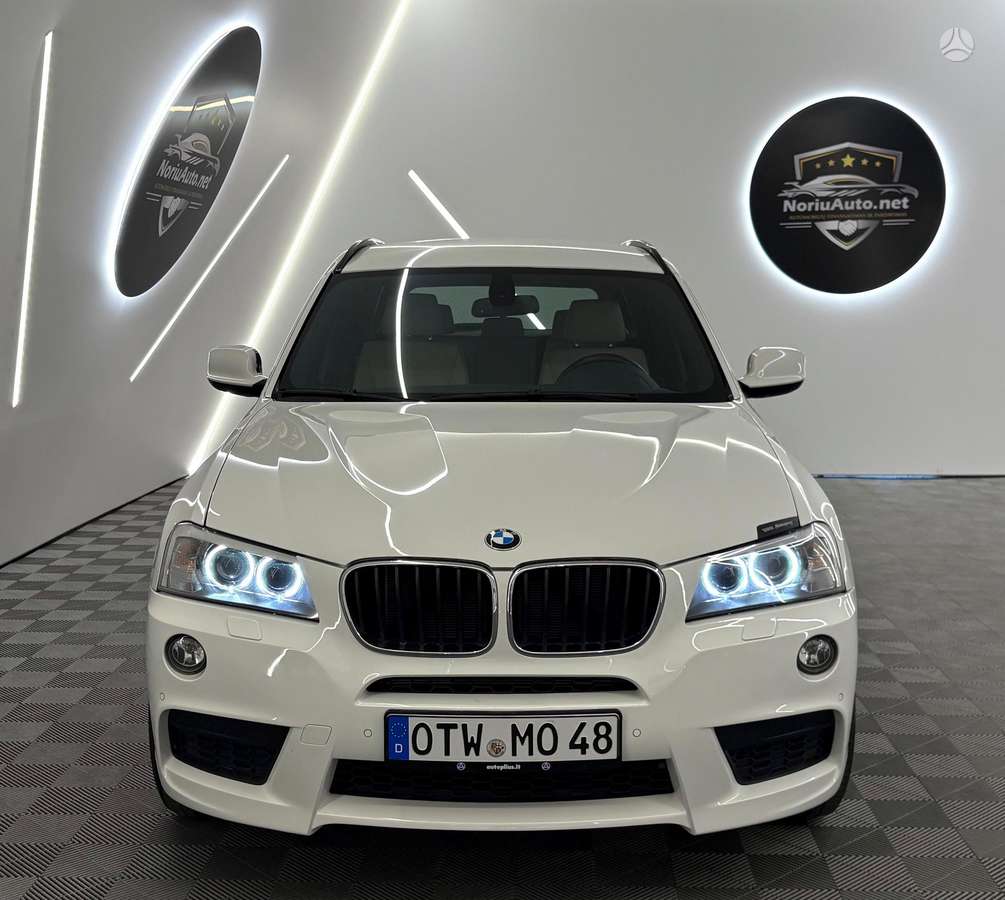 BMW X3, 2.0 l., off-road / crossover