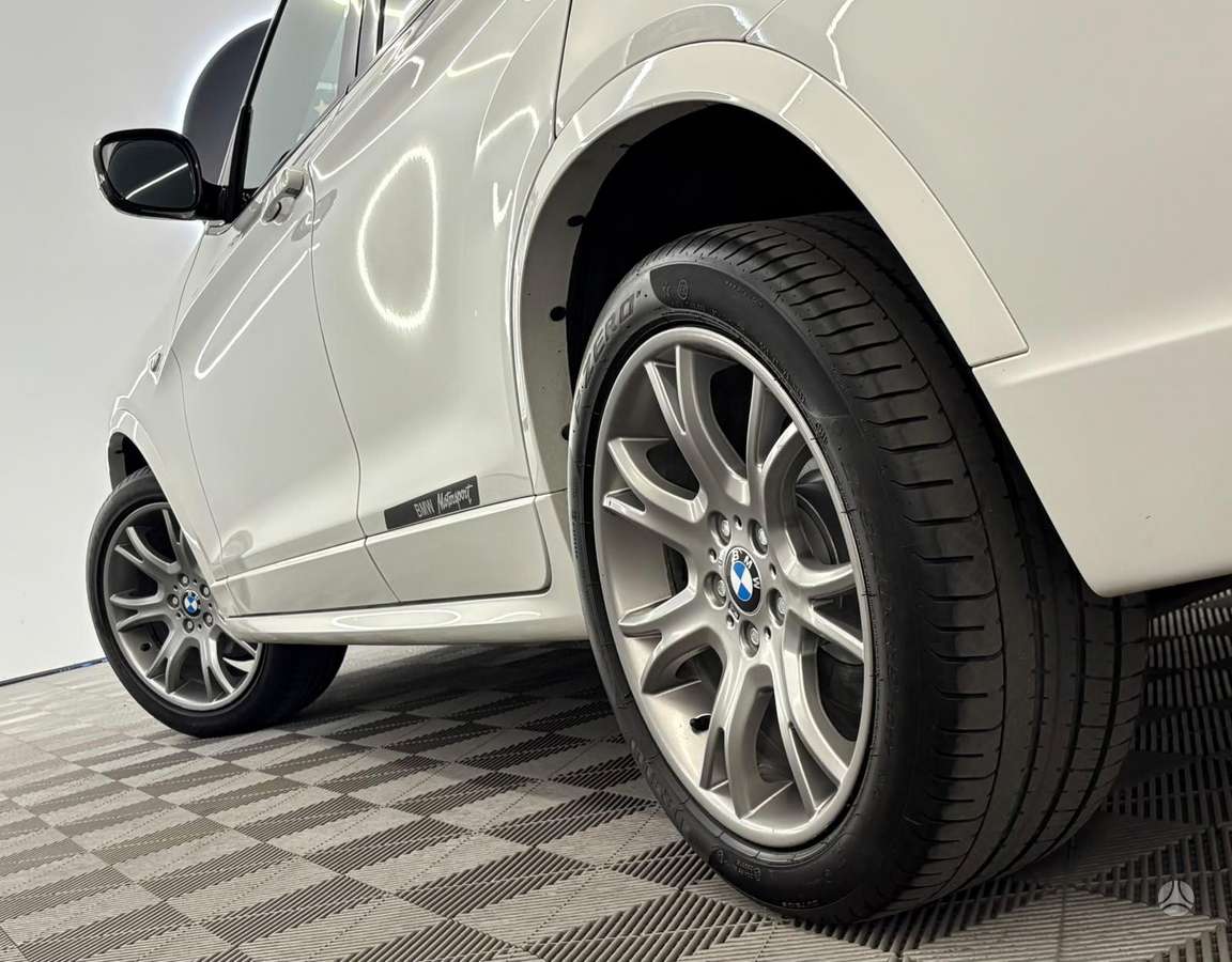 BMW X3, 2.0 l., off-road / crossover