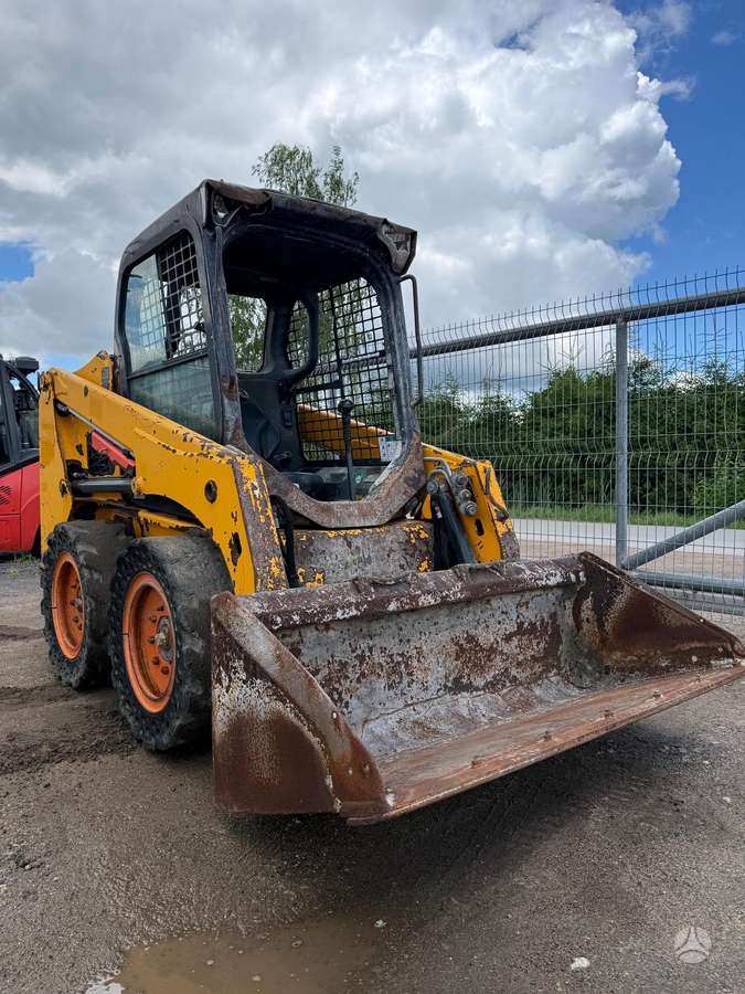 Bobcat S450, mini krautuvai