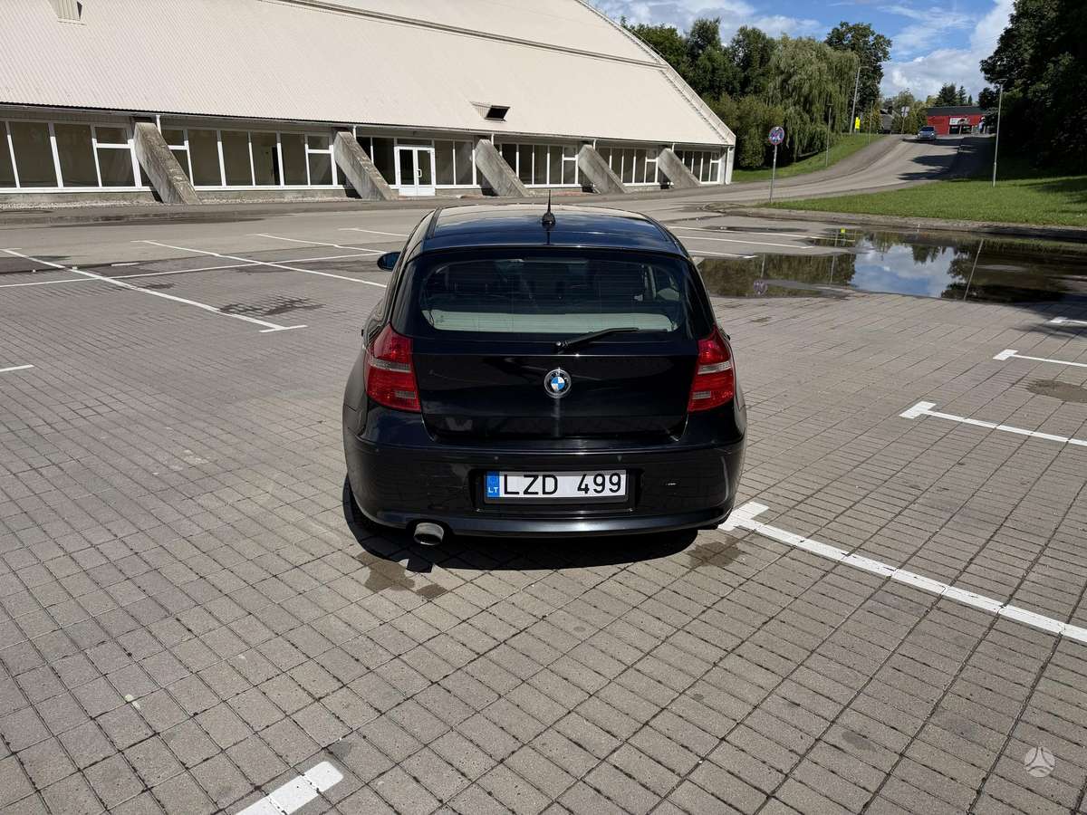 BMW 118, 2.0 l., Хэтчбек