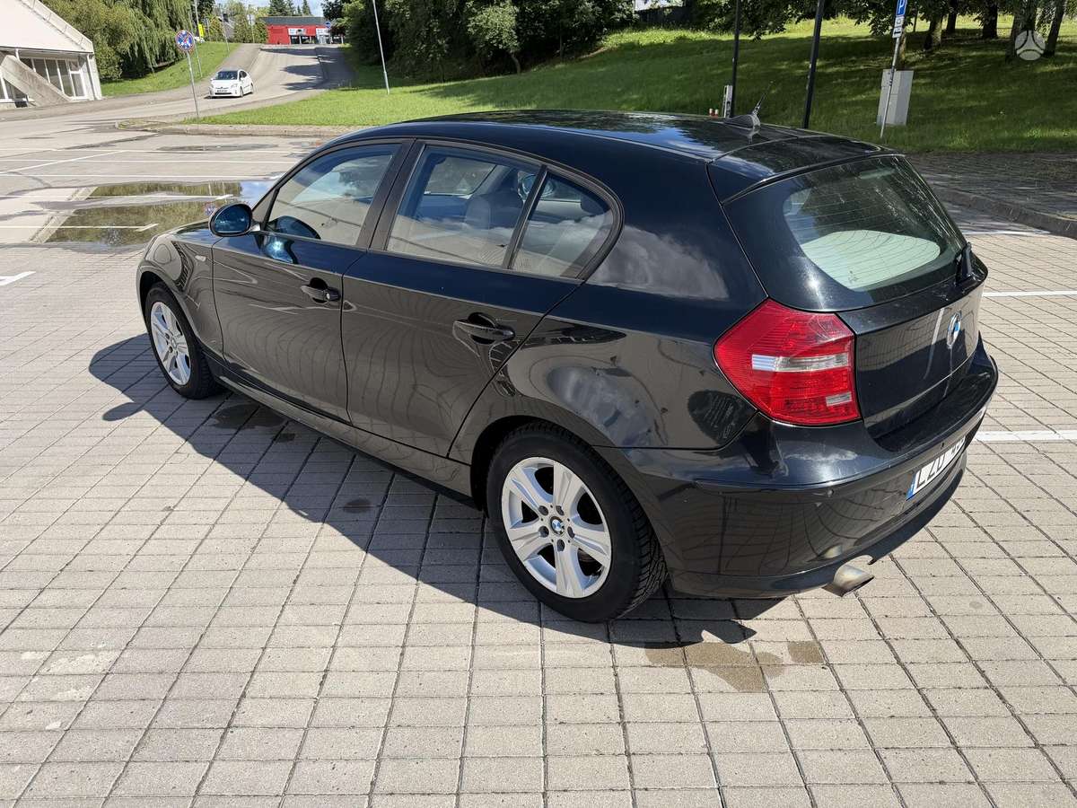 BMW 118, 2.0 l., hatchback