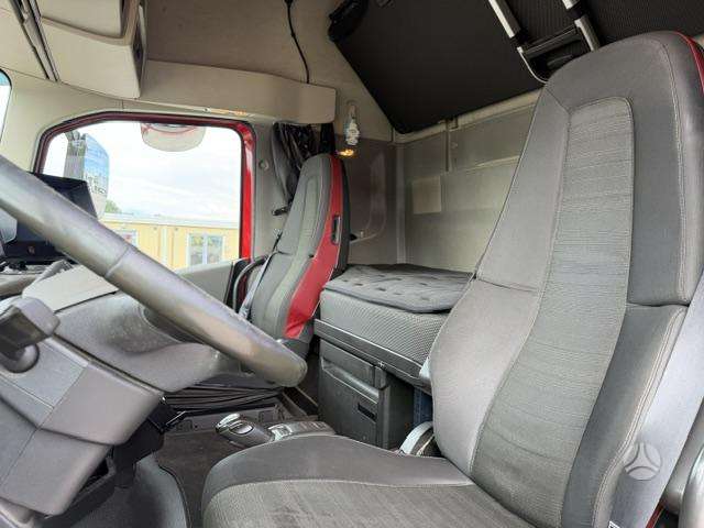 Volvo FH500 (EURO 6), double sleeper