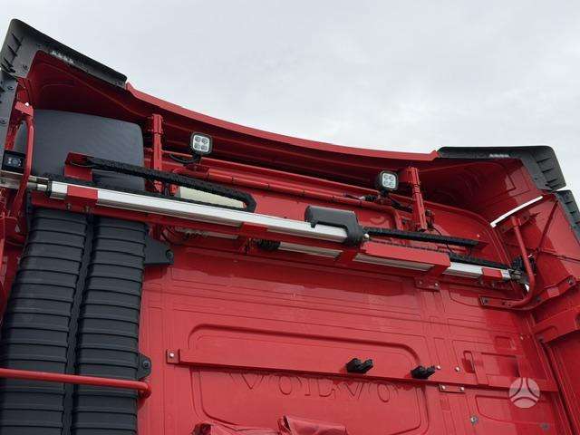 Volvo FH500 (EURO 6), double sleeper