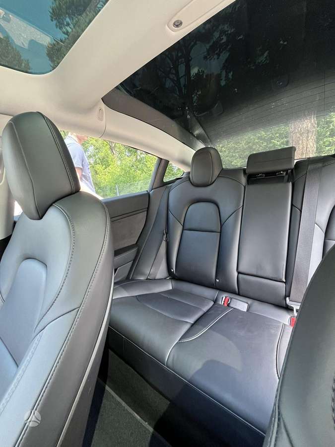 Tesla Model 3, 81 kWh, saloon / sedan