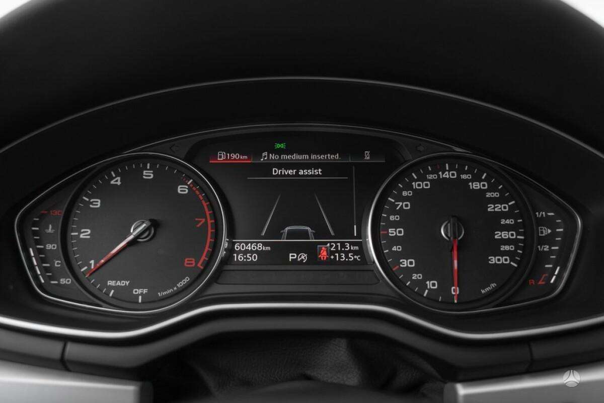 Audi A4, 2.0 l., Седан