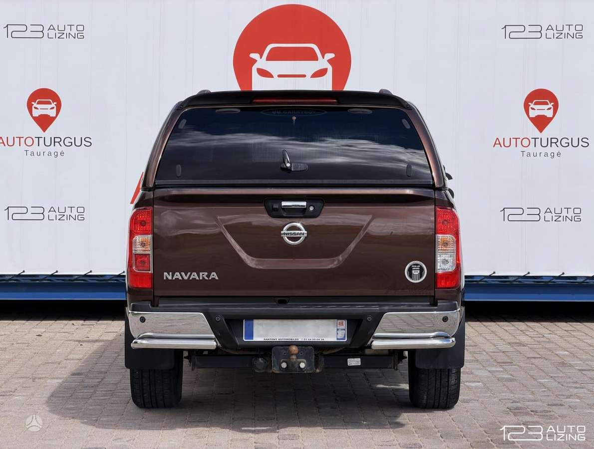 Nissan Navara, 2.3 l., Пикап