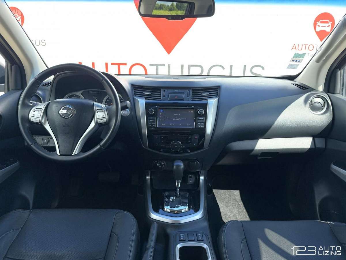 Nissan Navara, 2.3 l., Пикап