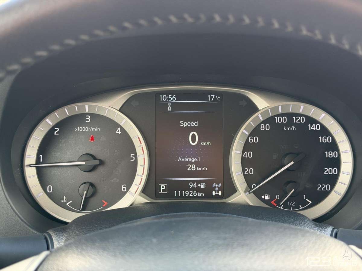 Nissan Navara, 2.3 l., Пикап