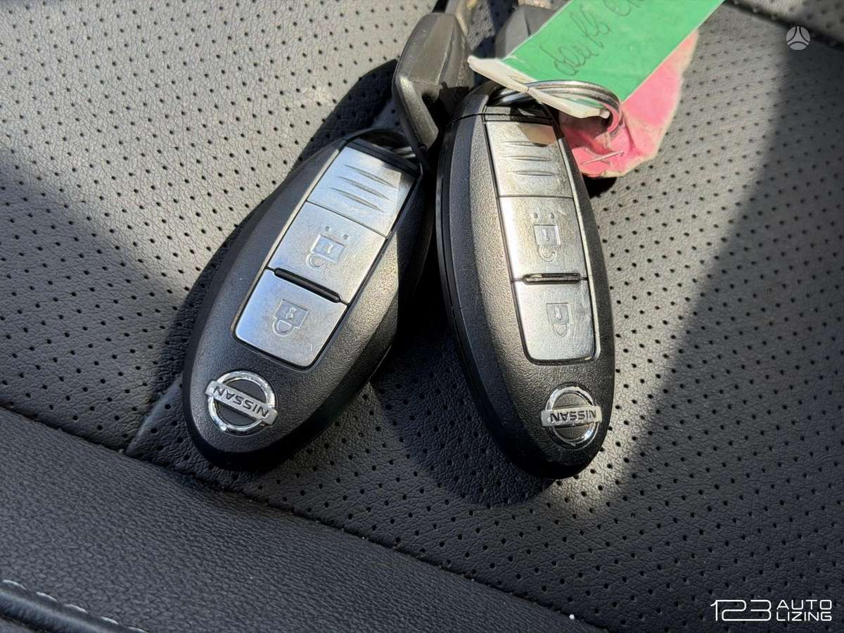 Nissan Navara, 2.3 l., Пикап