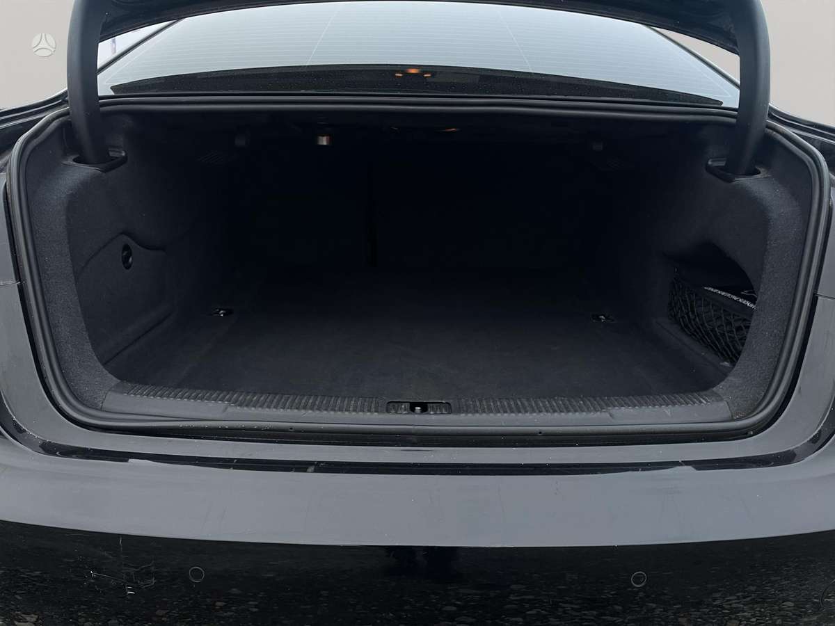 Audi A6, 3.0 l., Седан