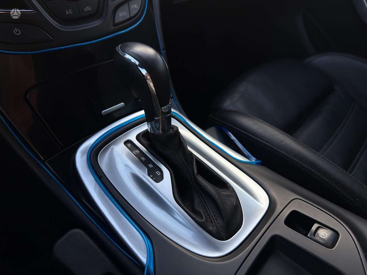 Opel Insignia, 2.0 l., Универсал