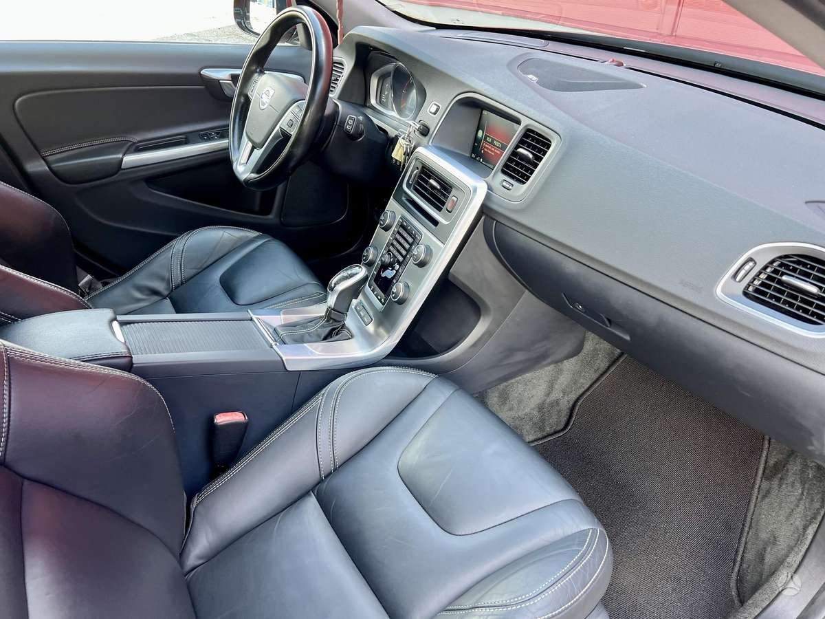 Volvo V60, 2.4 l., Универсал