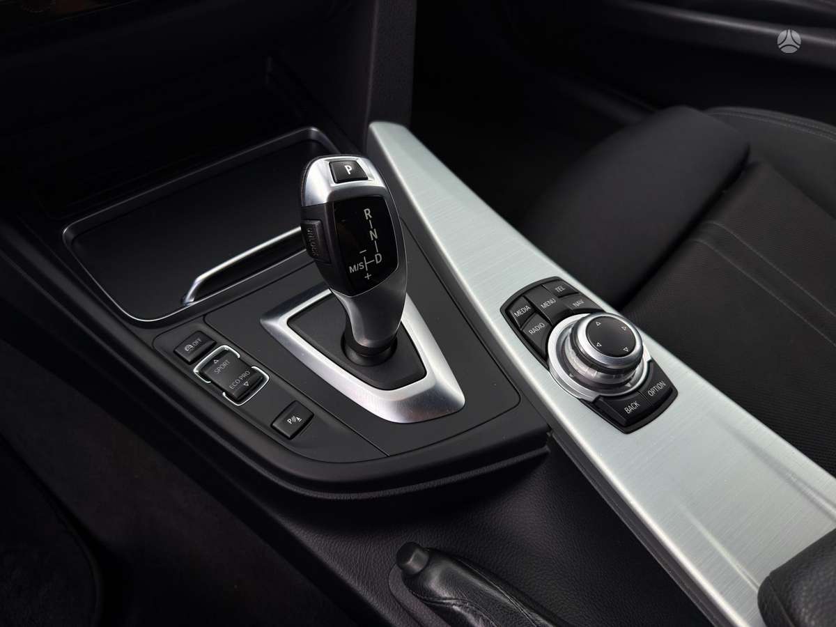 BMW 320, 2.0 l., universalas