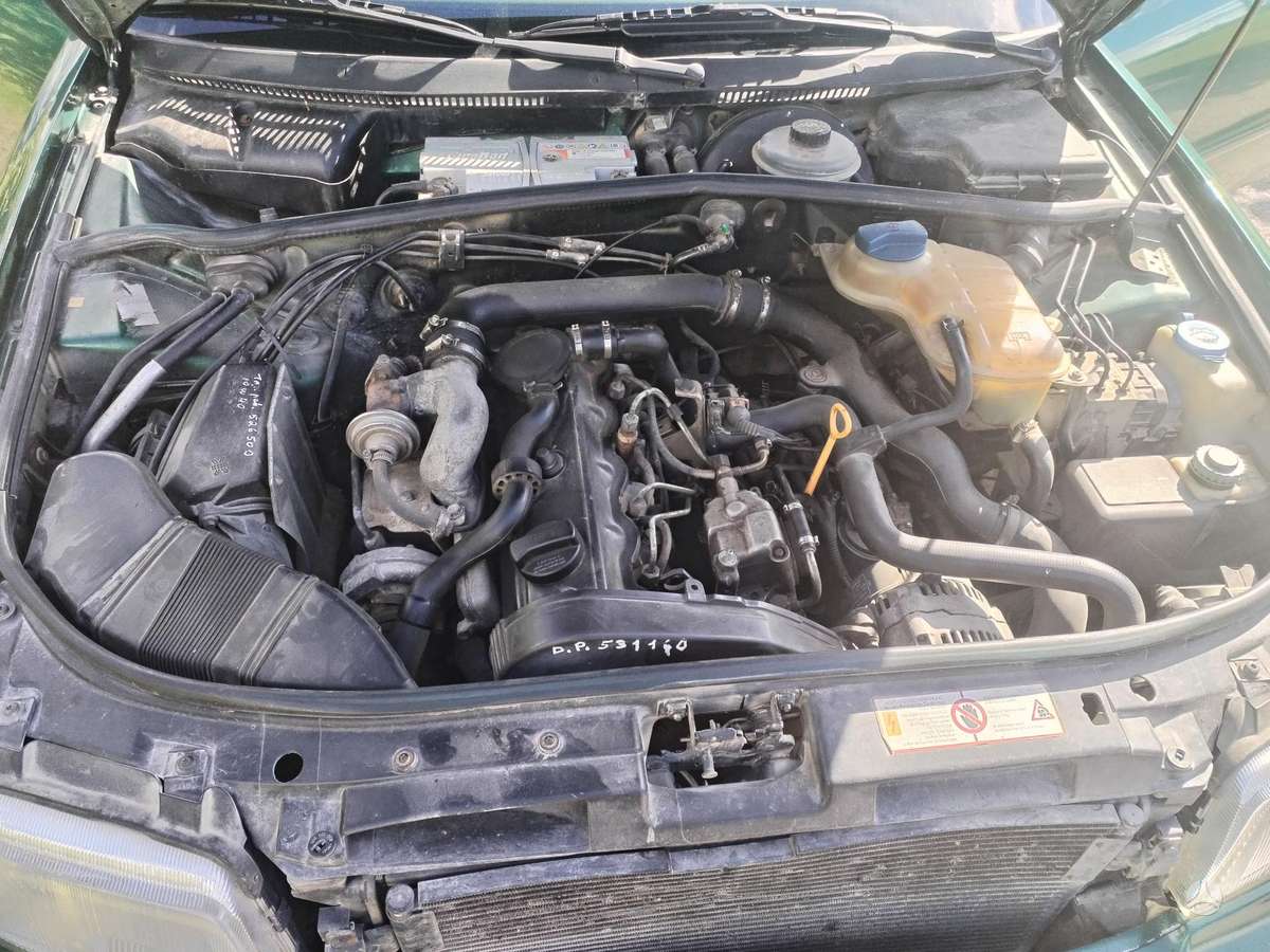 Audi A4, 1.9 l., Седан