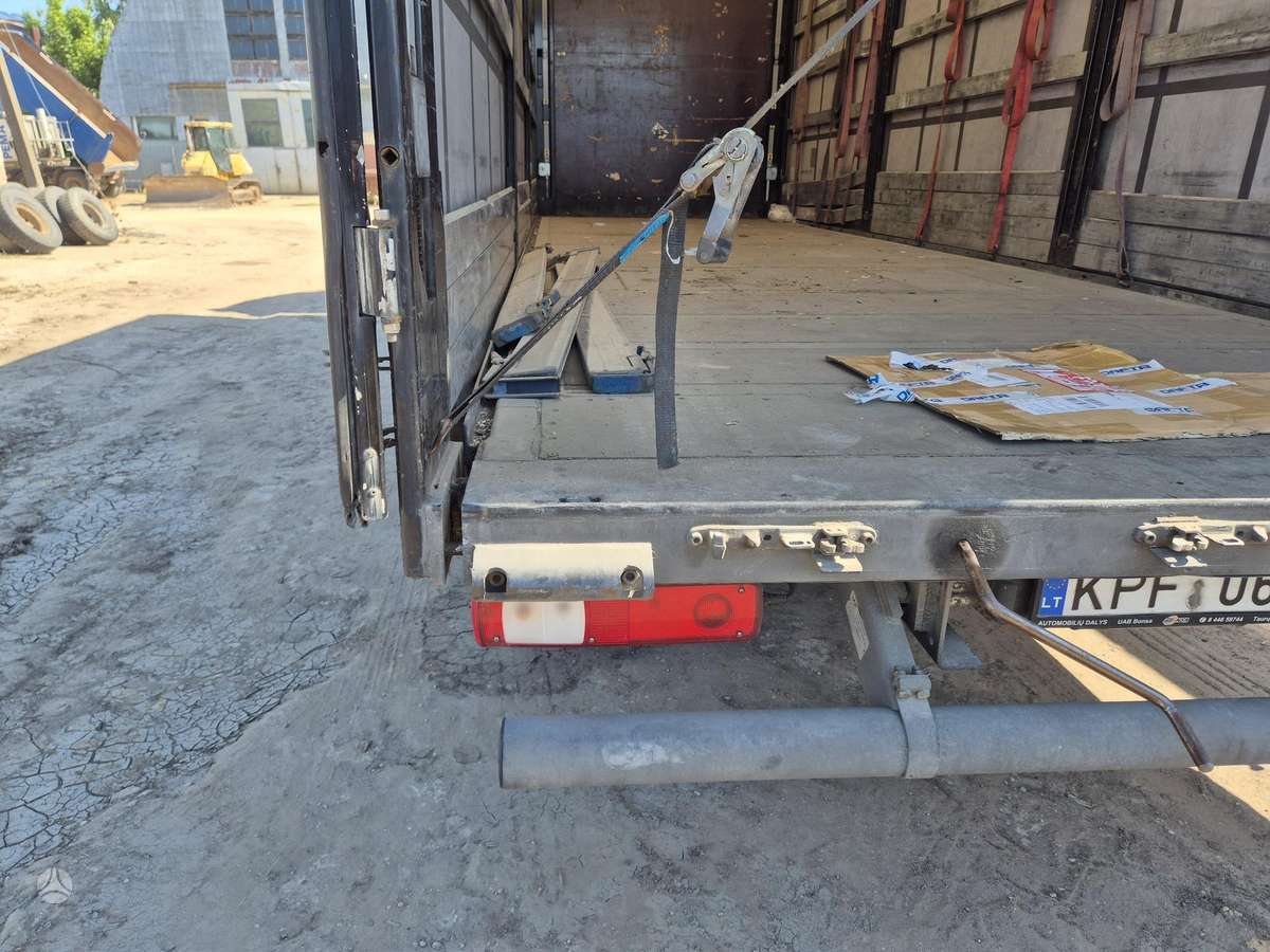 Renault T, užuolaidiniai / tentiniai