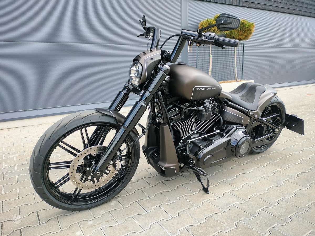 Harley-Davidson BREAKOUT 17500cc, choppers / cruisers / custom
