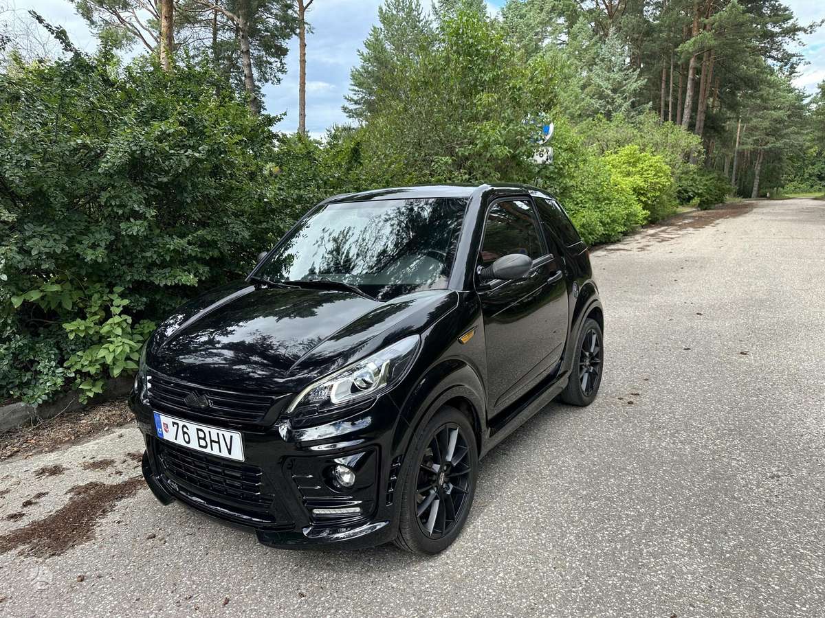 Ligier JS50, 0.5 l., hatchback