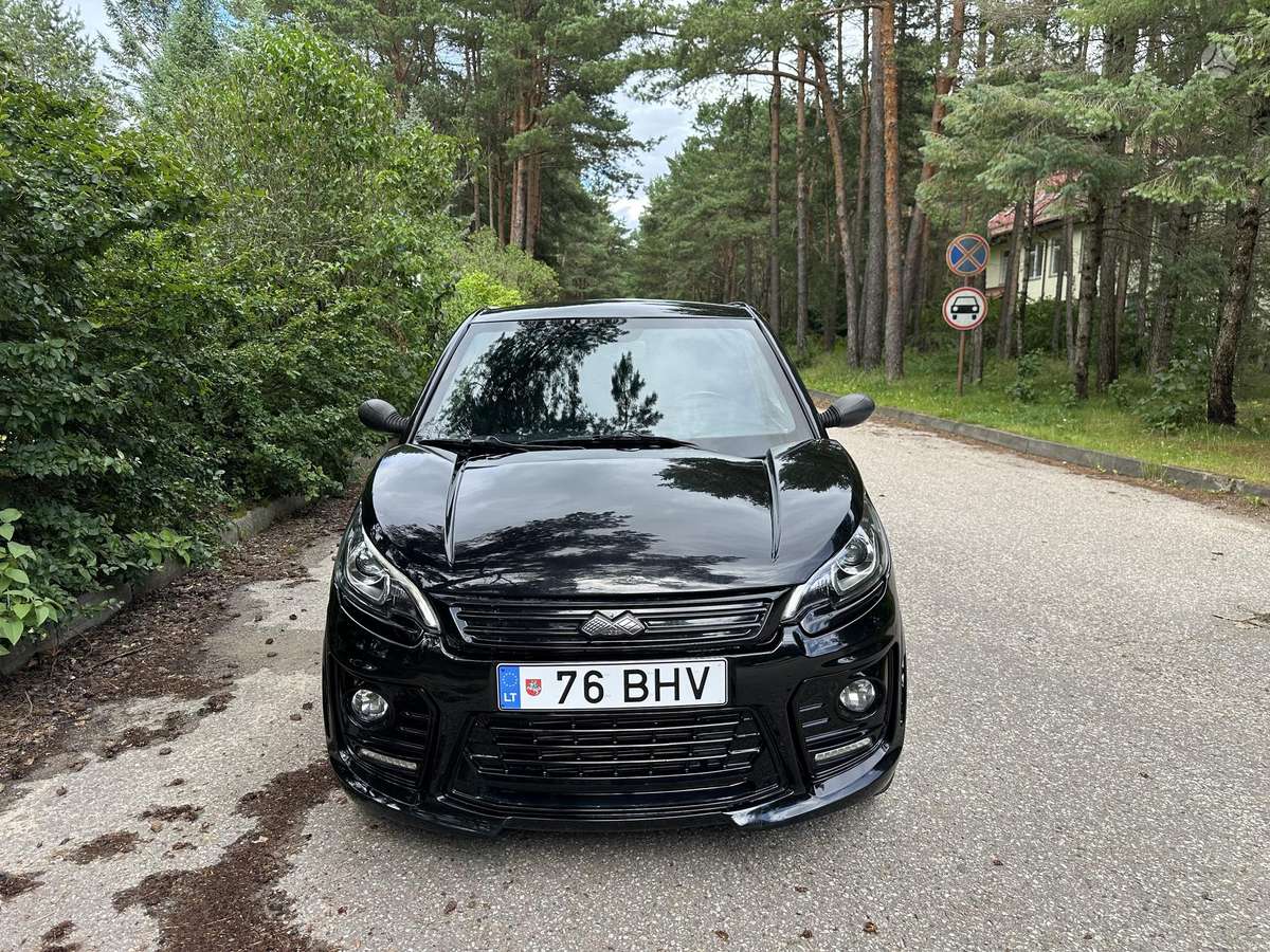 Ligier JS50, 0.5 l., hatchback