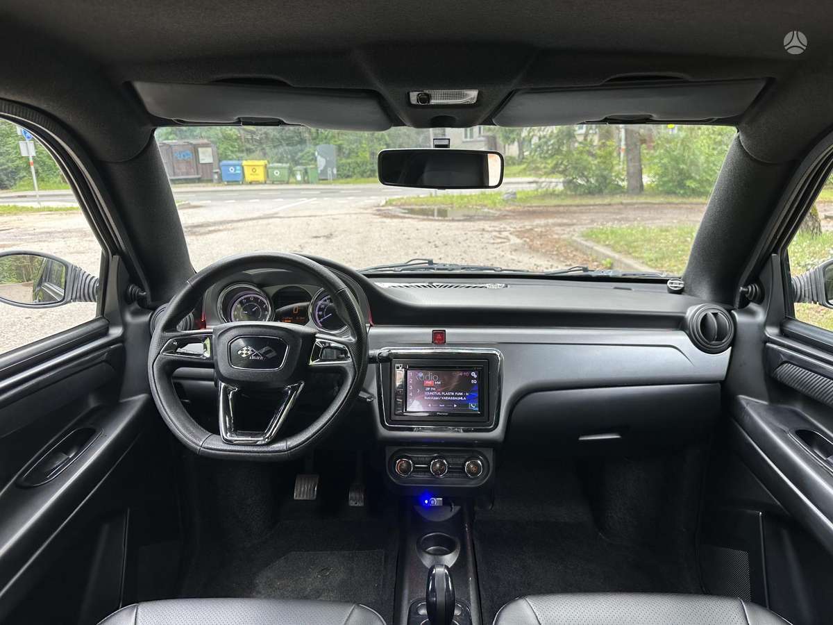 Ligier JS50, 0.5 l., hatchback