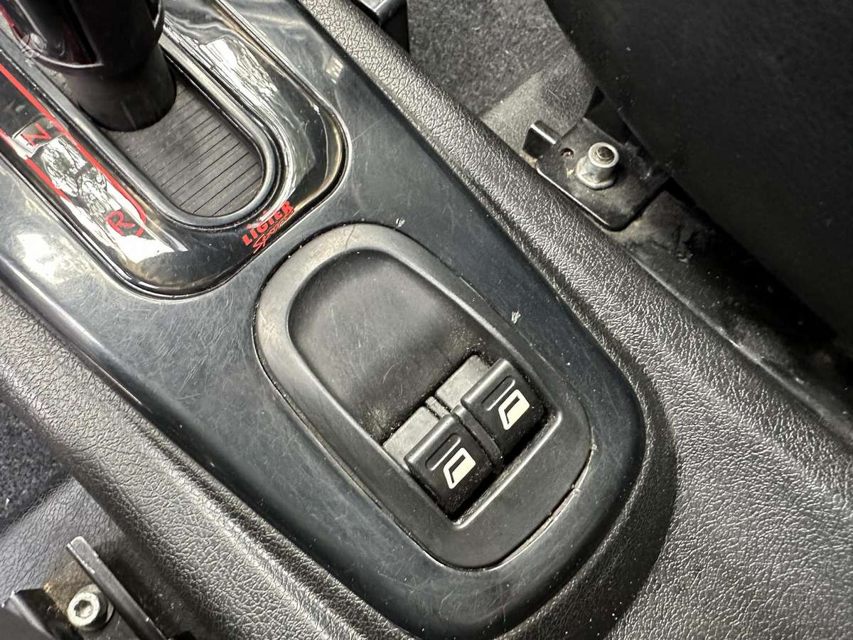 Ligier JS50, 0.5 l., hatchback