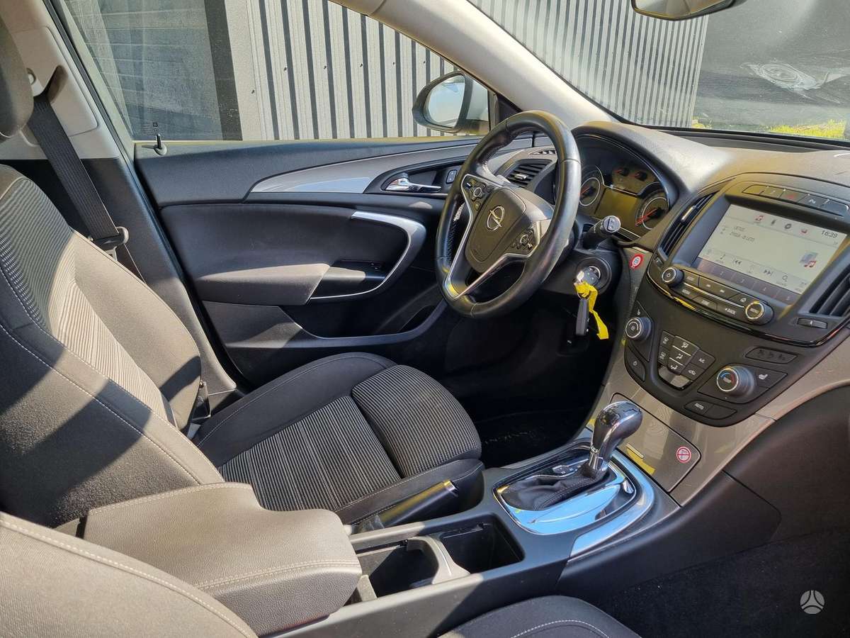 Opel Insignia, 1.6 l., Универсал