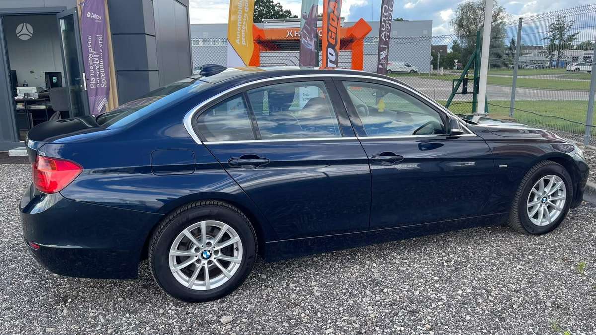 BMW 320, 2.0 l., Седан