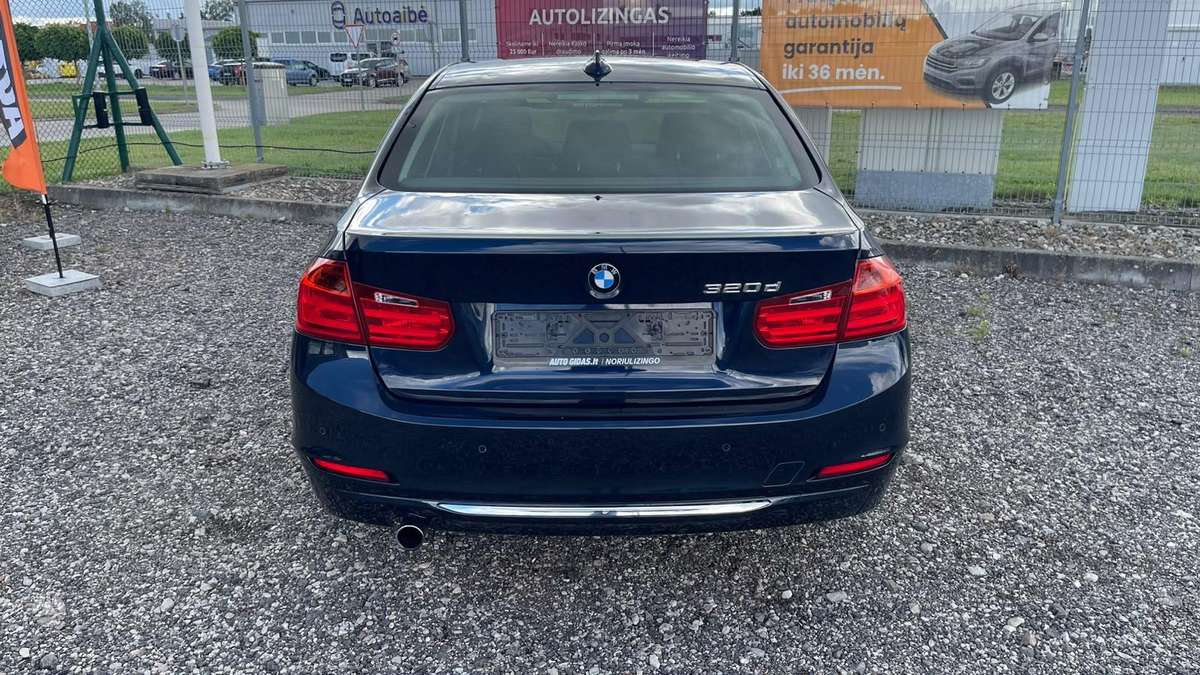 BMW 320, 2.0 l., Седан