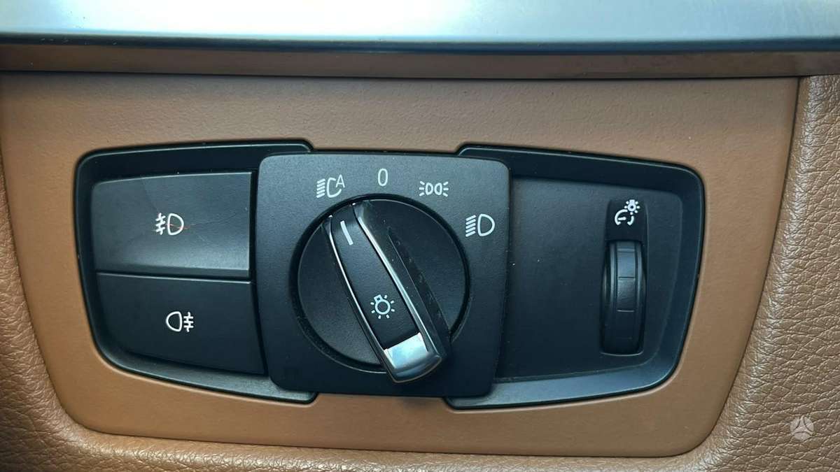 BMW 320, 2.0 l., Седан