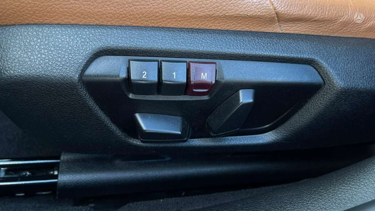 BMW 320, 2.0 l., Седан