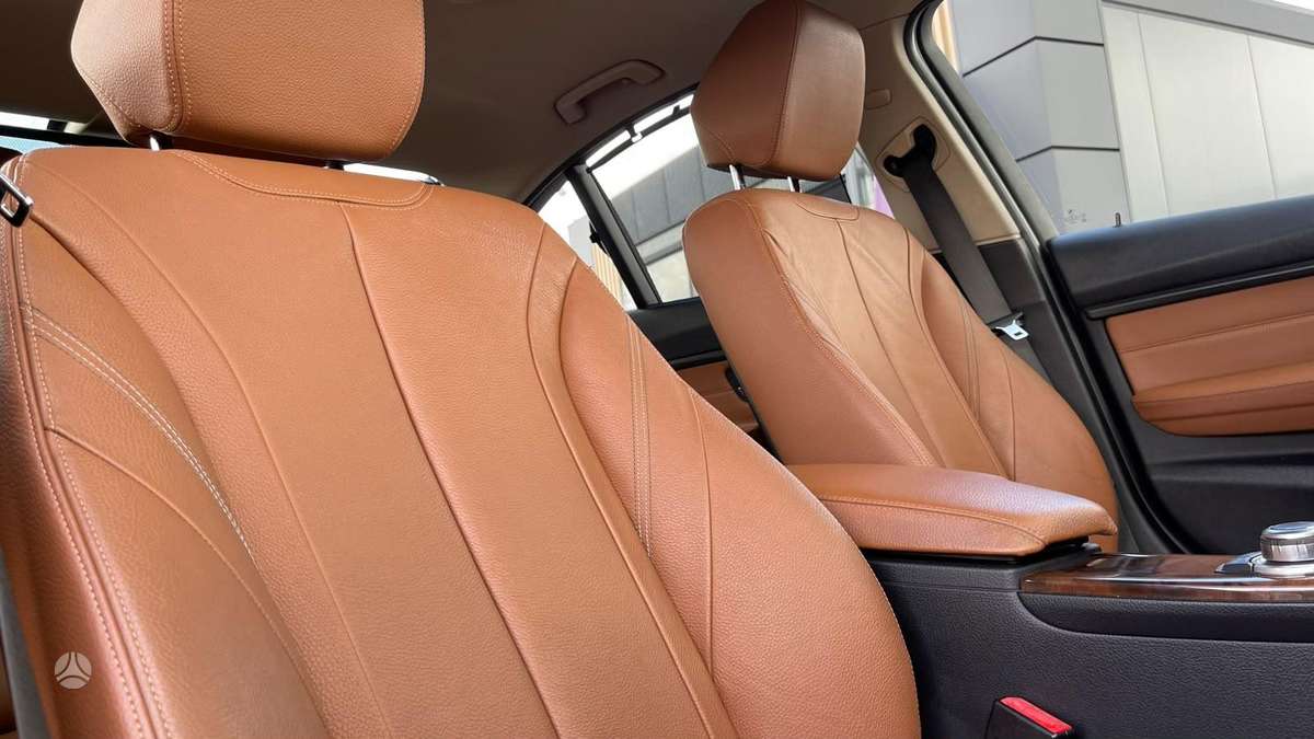 BMW 320, 2.0 l., Седан