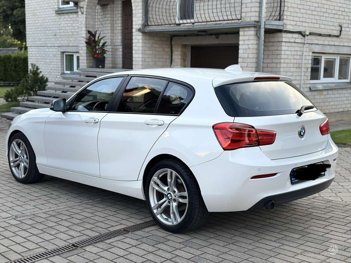 BMW 116, 1.6 l., hatchback