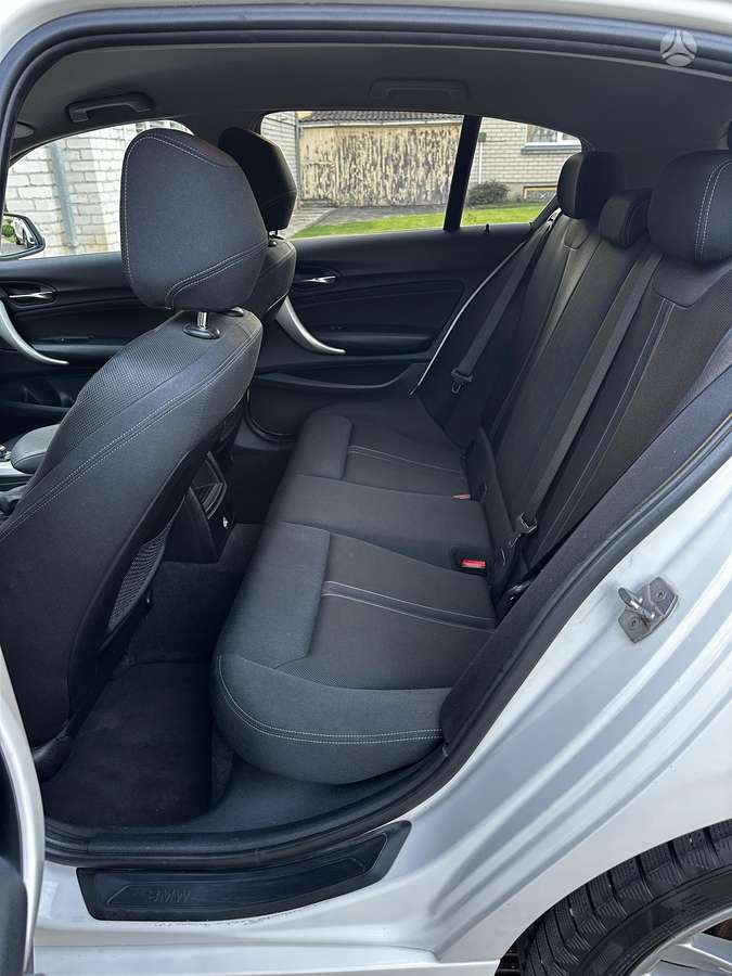 BMW 116, 1.6 l., hatchback